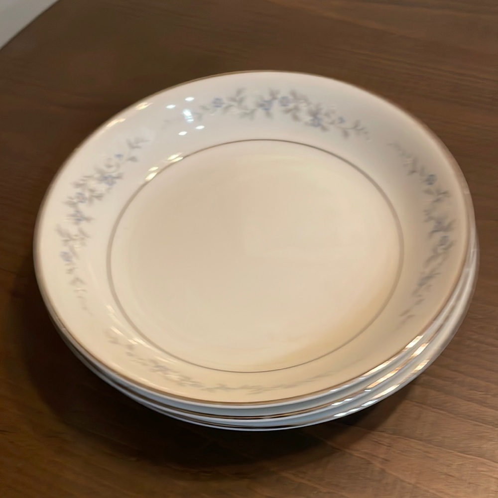 Forget Me Not set of 3 soup/salad bowls
